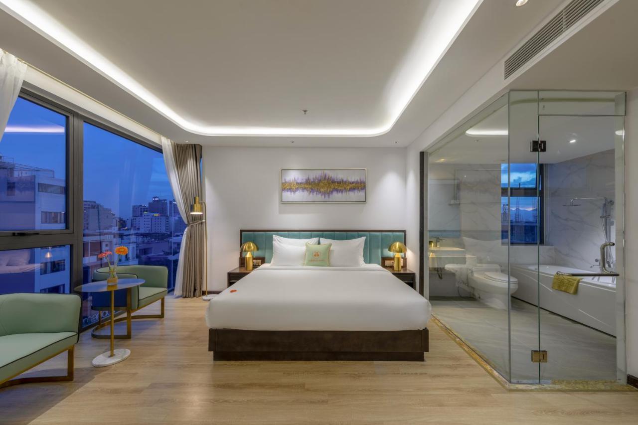 Cordial Grand Hotel Da Nang Beach - Infinity Rooftop Pool מראה חיצוני תמונה