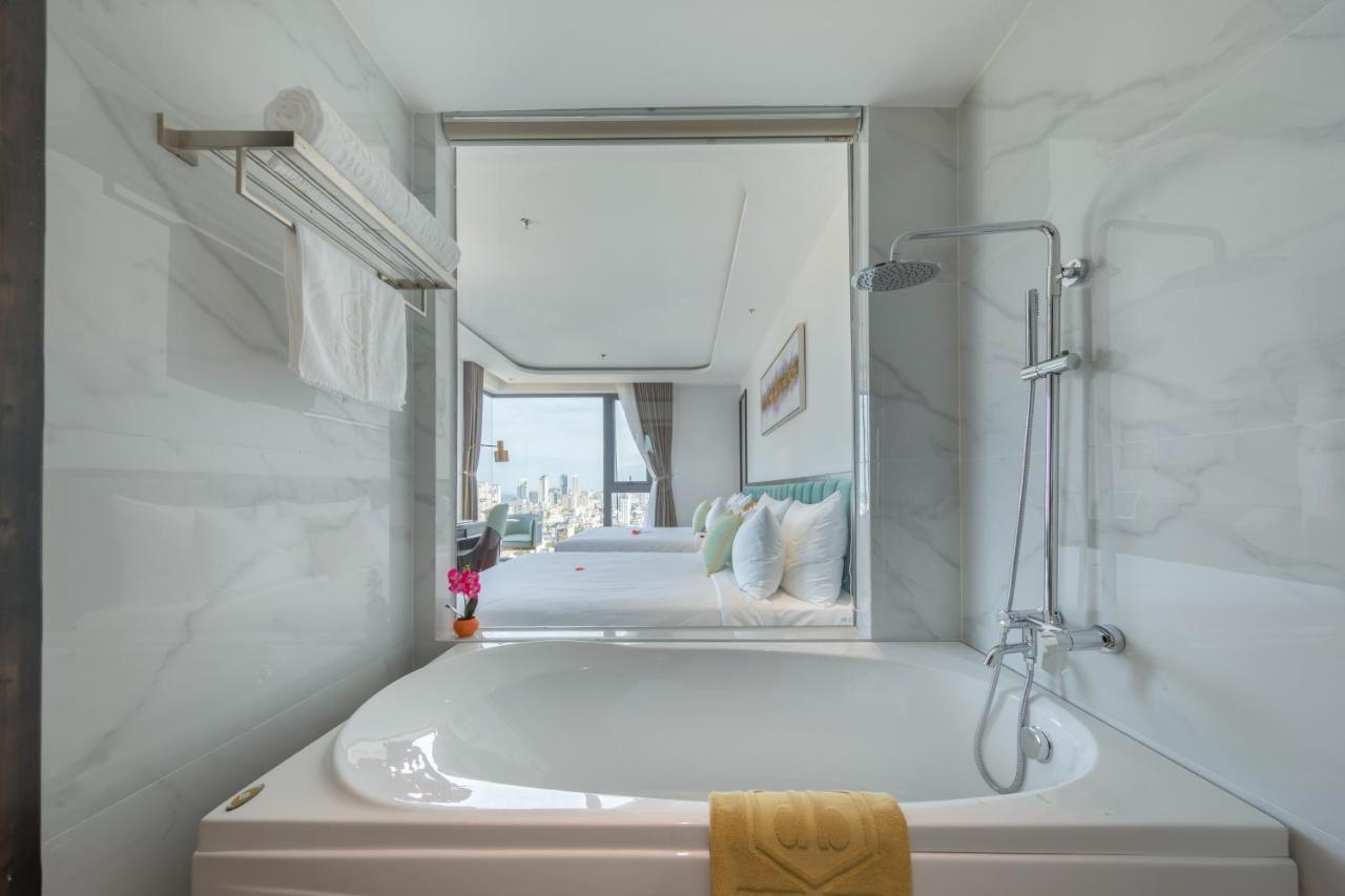 Cordial Grand Hotel Da Nang Beach - Infinity Rooftop Pool מראה חיצוני תמונה