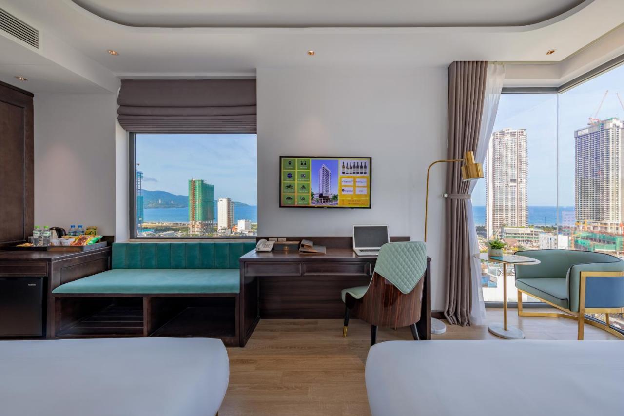Cordial Grand Hotel Da Nang Beach - Infinity Rooftop Pool מראה חיצוני תמונה