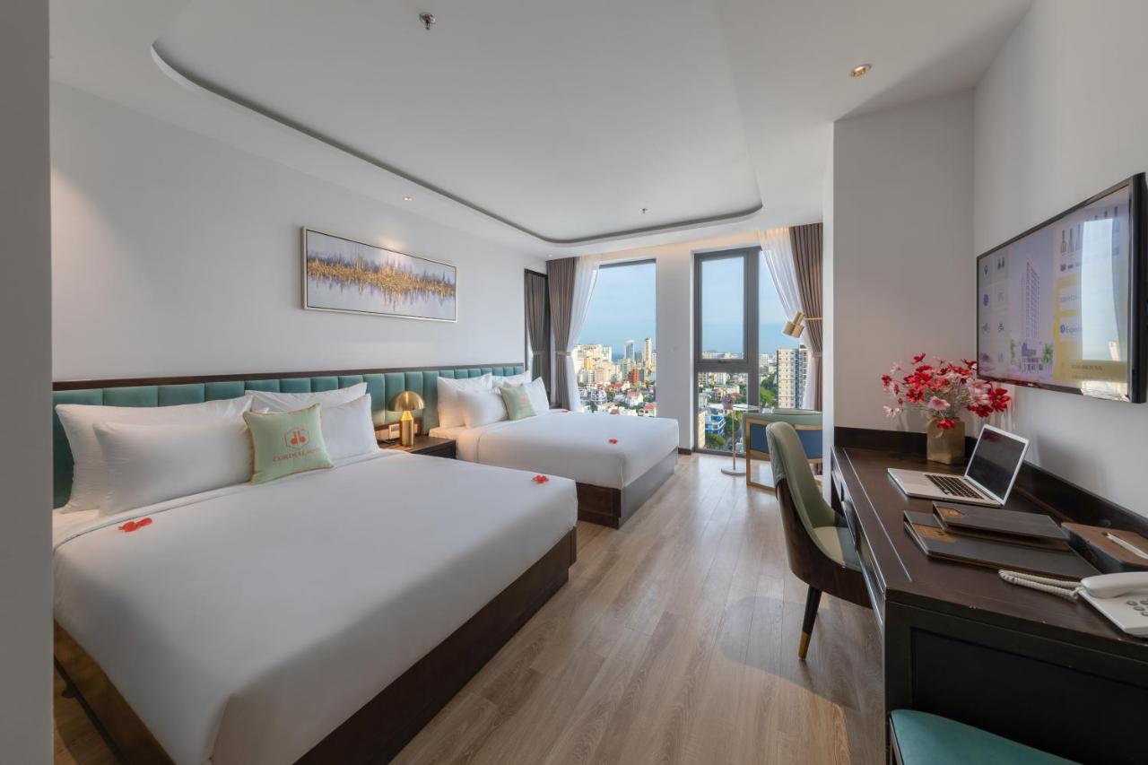 Cordial Grand Hotel Da Nang Beach - Infinity Rooftop Pool מראה חיצוני תמונה