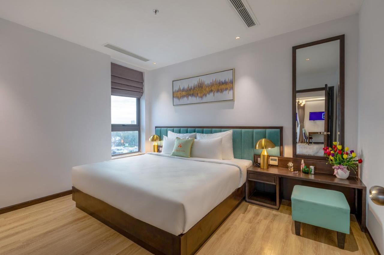 Cordial Grand Hotel Da Nang Beach - Infinity Rooftop Pool מראה חיצוני תמונה