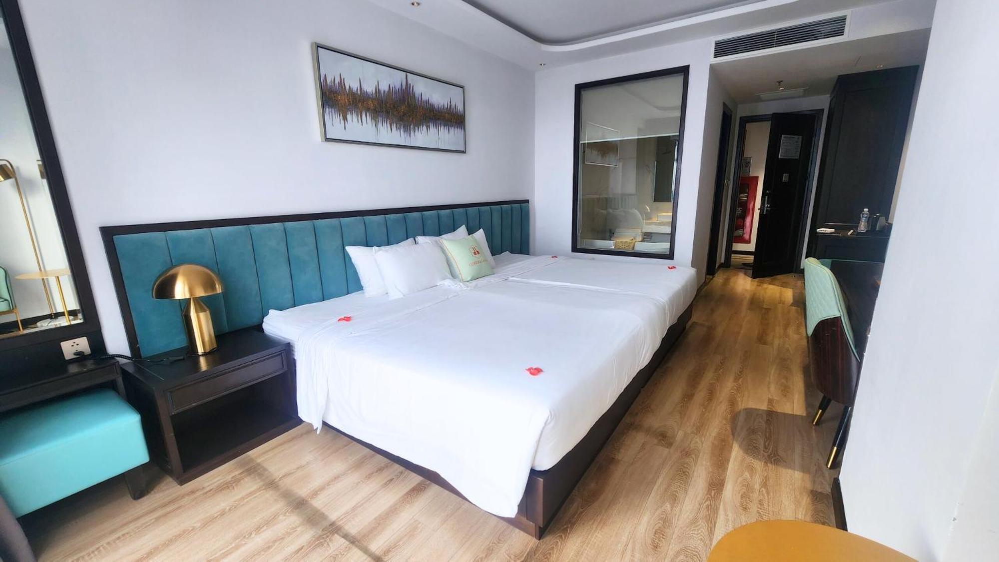 Cordial Grand Hotel Da Nang Beach - Infinity Rooftop Pool מראה חיצוני תמונה